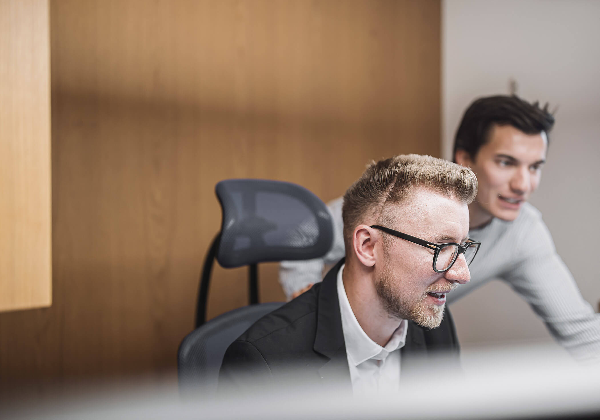 Due dipendenti creano insieme un business plan - Elaborazione dati Steger