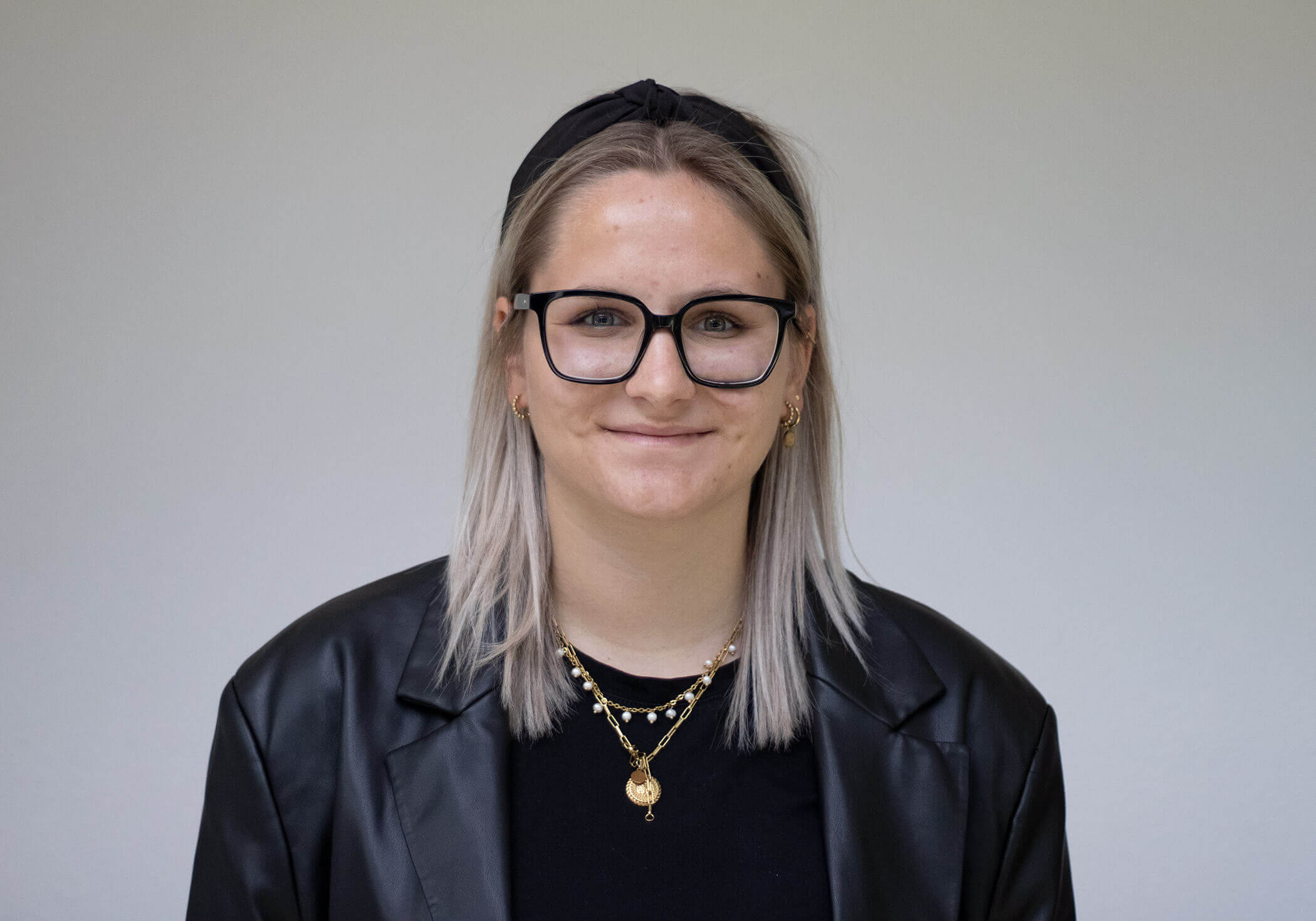 Laura Bacher - Datenverarbeitung Steger